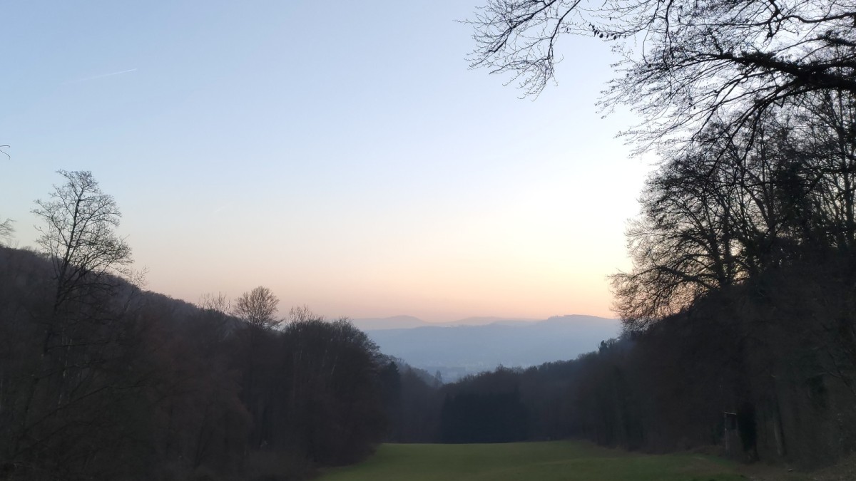 Kurz vor Sonnenuntergang_27-12-2025.jpg (297.99 KiB) 2068 mal betrachtet Kurz vor Sonnenuntergang_27-12-2025.jpg